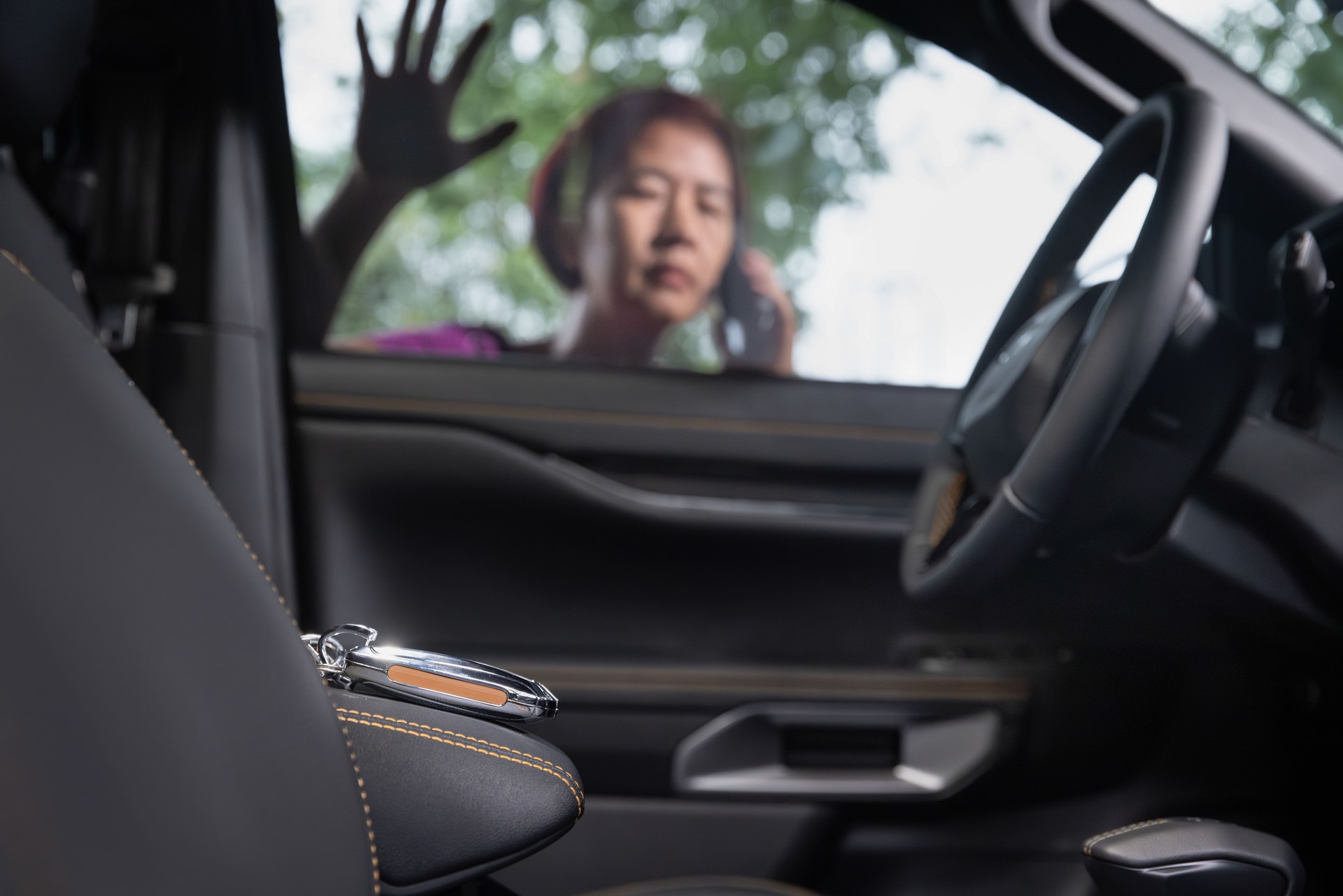 forgot her key inside locked car or house